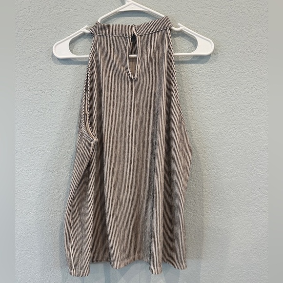 Like New Ann Taylor Factory Sleeveless Top Stripe - Large - Picture 3 of 3